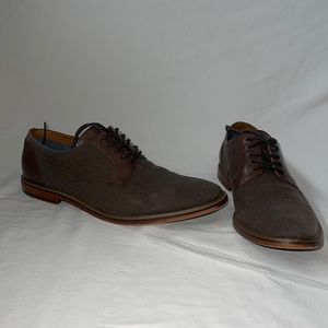 Mens Brown dress shoes